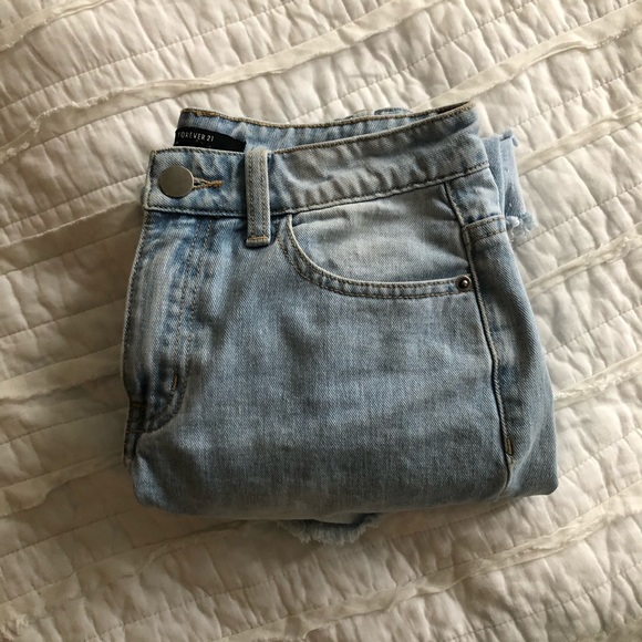 F21 Distressed Blue Jeans - Picture 12 of 12